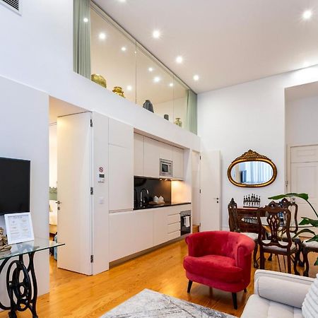 City Center Modern Apartment In Порто Екстериор снимка