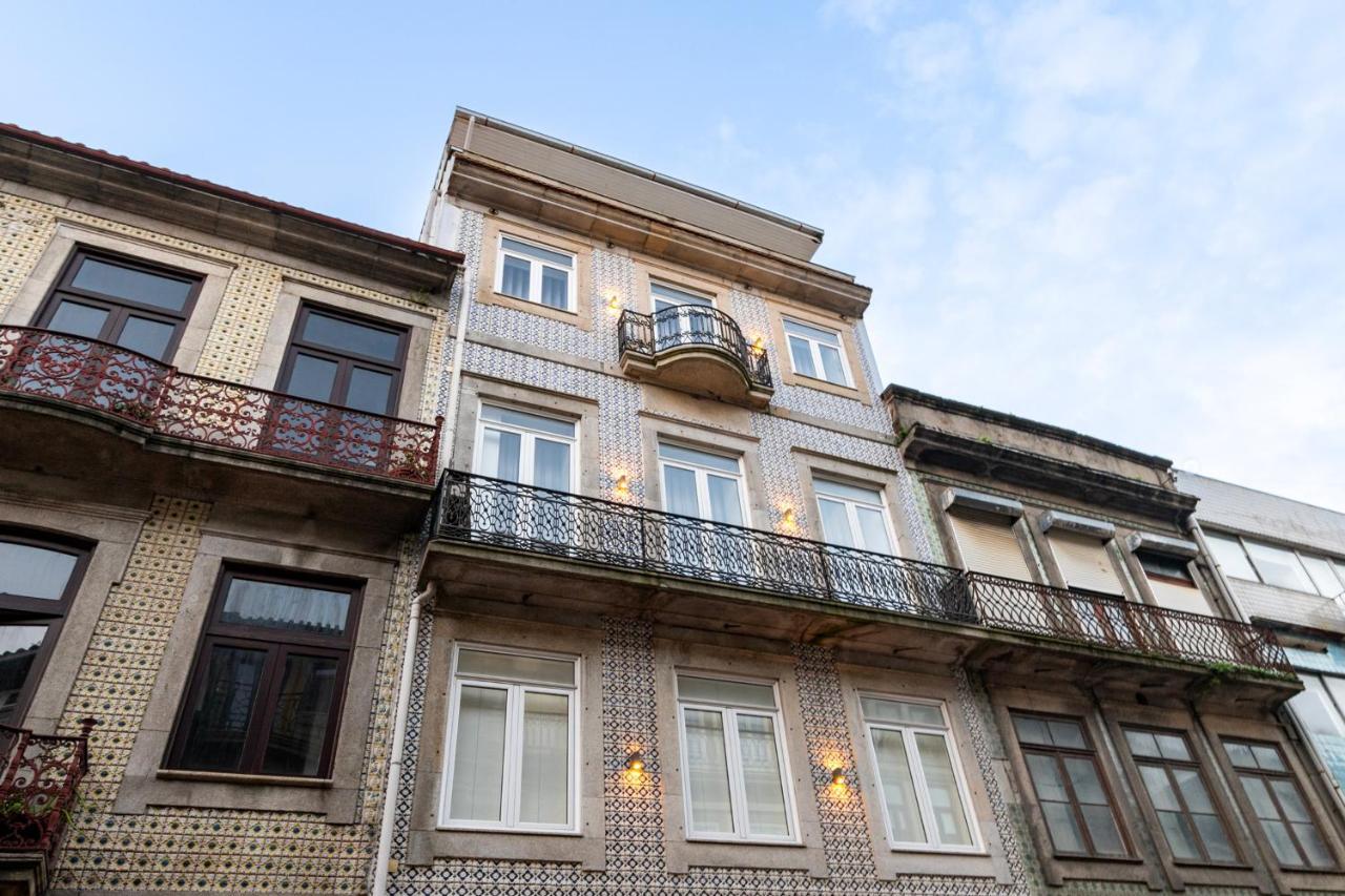 City Center Modern Apartment In Порто Екстериор снимка
